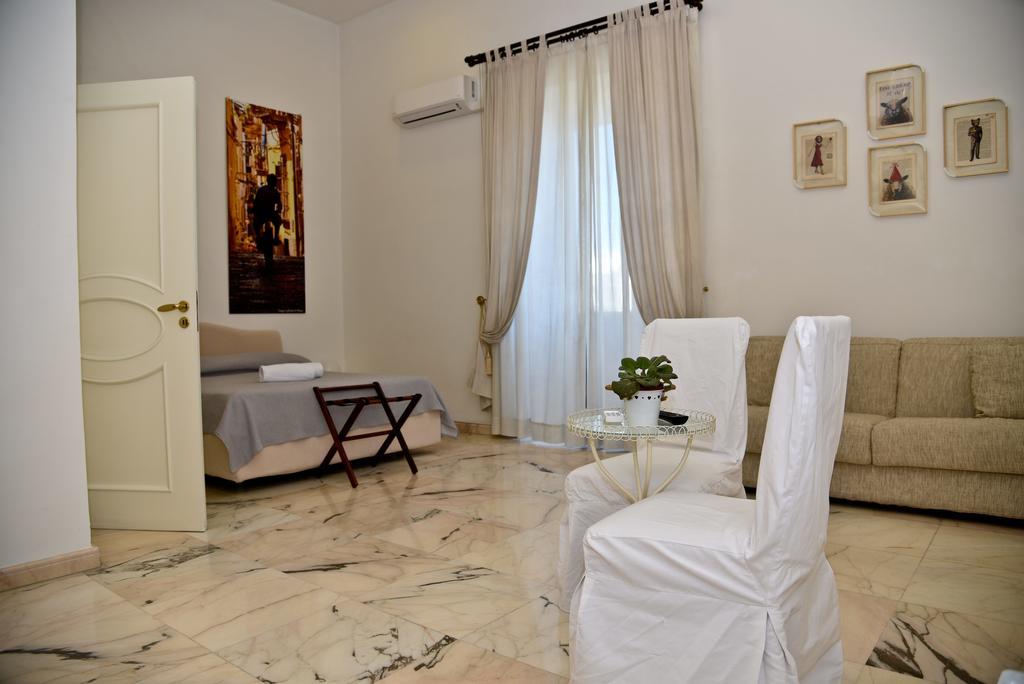 B&B Palazzo Ruffo Di Bagnara Napoli Exterior foto
