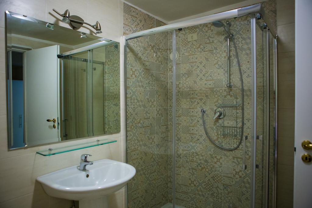 B&B Palazzo Ruffo Di Bagnara Napoli Exterior foto