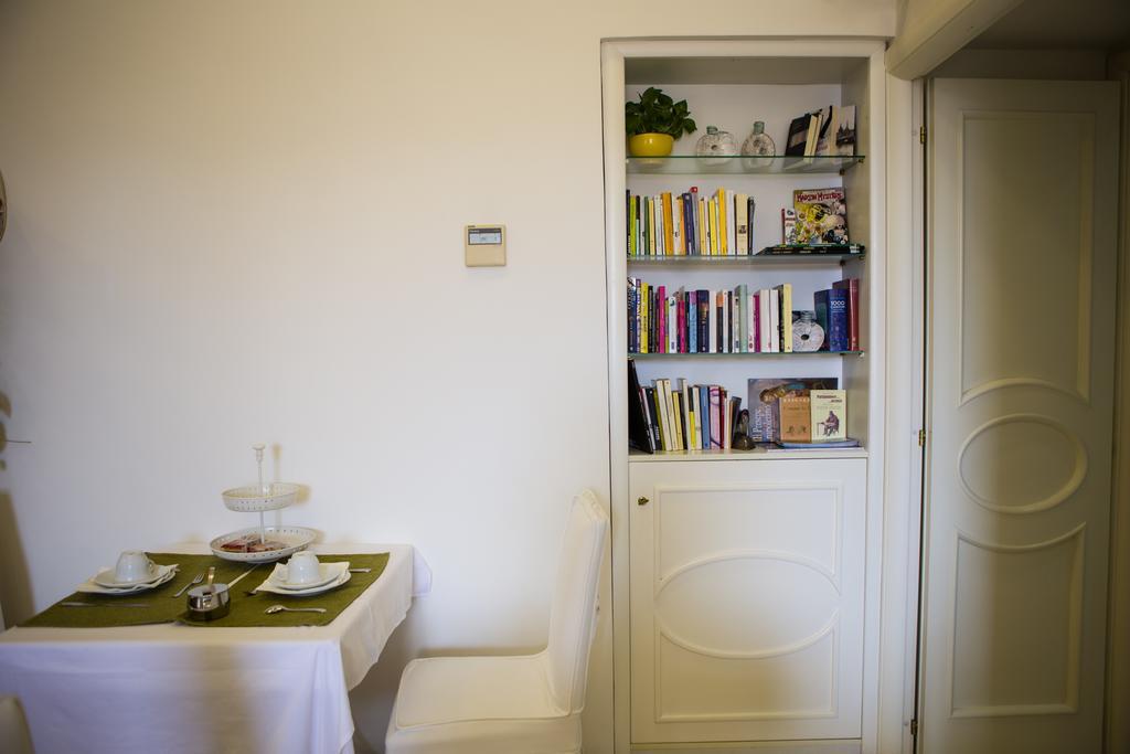 B&B Palazzo Ruffo Di Bagnara Napoli Exterior foto